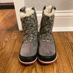 Sorel kids slip on winter boots
